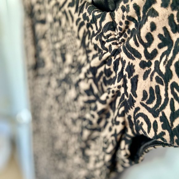 Eva Mendes by New York & Co. Black & Tan Fall/Winter Cocktail Dress [8] - Picture 5 of 8